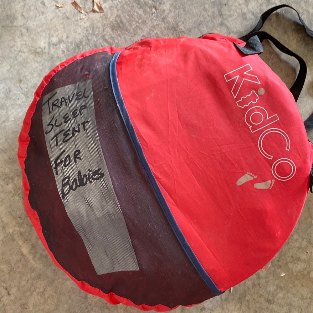 Kidco - travel sleep tent for babies